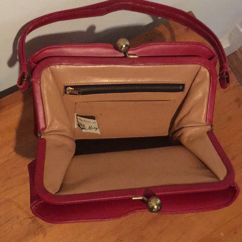 Vintage Red Leather Handbag - Picture 2 of 8